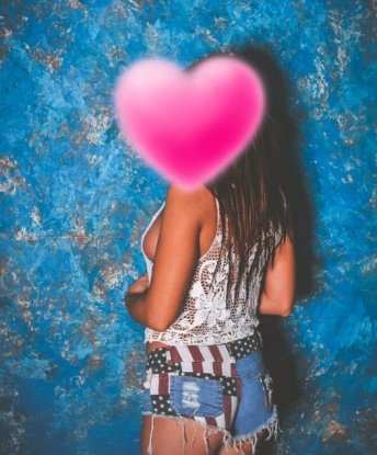 Я предлагаю широкий спектр услуг 💋, чтобы удовлетворить даже самые сокровенные желания. В моих руках ты почувствуешь настоящий рай 🔥. Я заботливая и внимательная, готова сделать твое пребывание со мной незабываемым. Посмотри на мои фото 📷, чтобы увидеть истинную красоту. Все мои клиенты остаются довольными и хотят вернуться ко мне снова и снова. Живу в Москве и с радостью встречусь с тобой в любое удобное для тебя время. Доверься мне и позволь мне погрузить тебя в мир наслаждения 🌟. Светлана